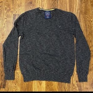 American Eagle Long Sleeve shirt